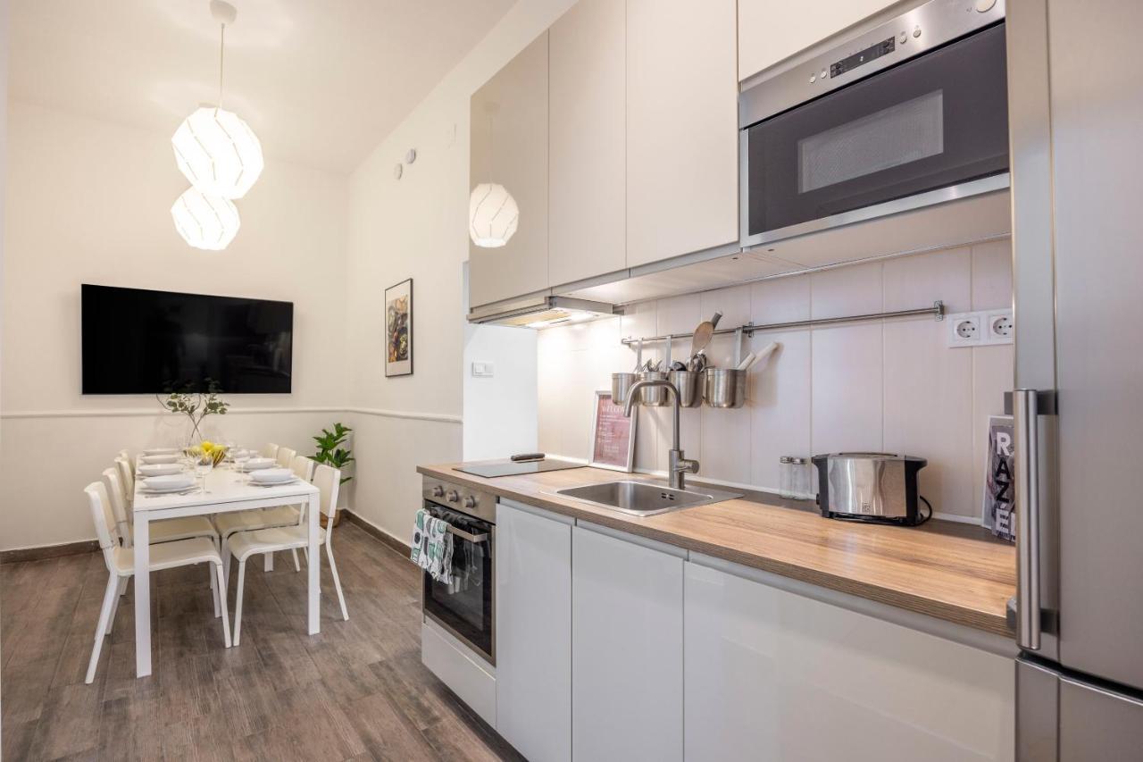 Grand With 5bedrm 2bathroom דירה בודפשט